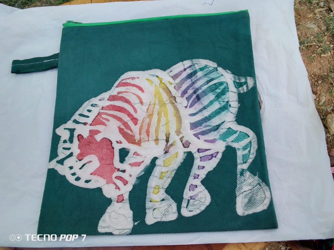 Batik makeup bag with zebra print – Green batik makeup bag with multicolored zebra print