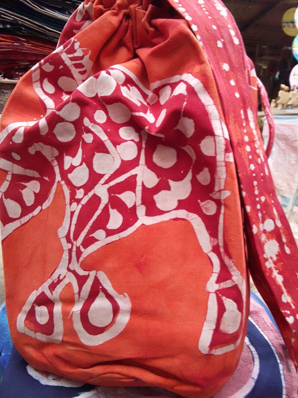Two colors animal pattern picnic bag – Orange and red animal pattern picnic bag