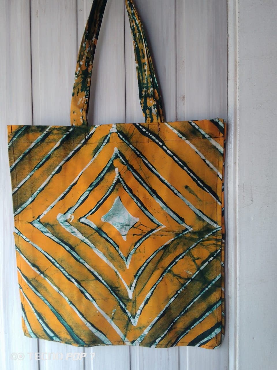 Tote bag with yellow and green diamond shaped pattern – Diamond shaped yellow and green tote bag